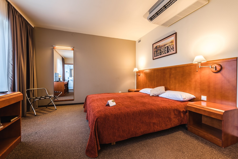 Business Double or Twin Room photo 1