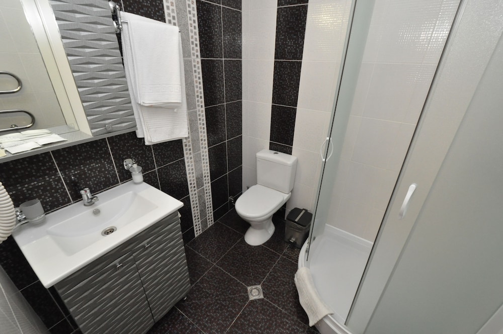 Superior Double or Twin Room, Non Smoking, Courtyard View photo 3