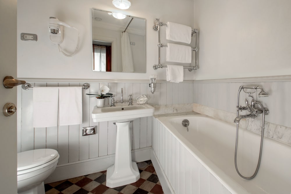 Comfort Triple Room photo 3