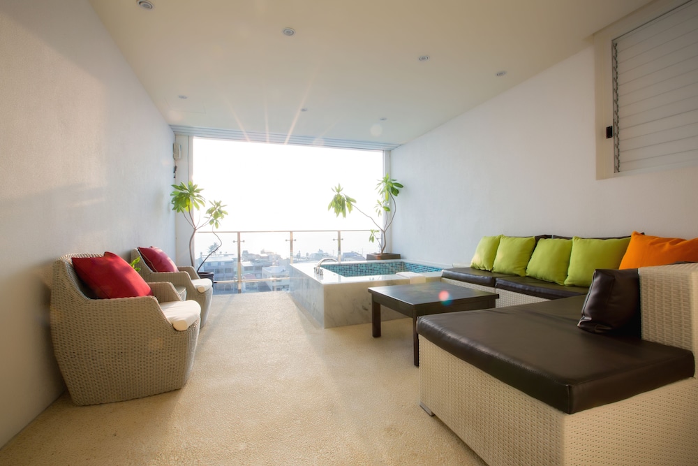 Grand Double Room photo 2