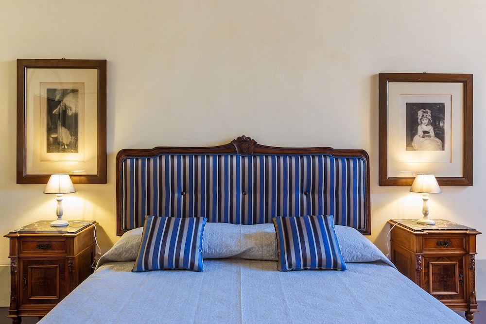 Superior Double Room, City View photo 2