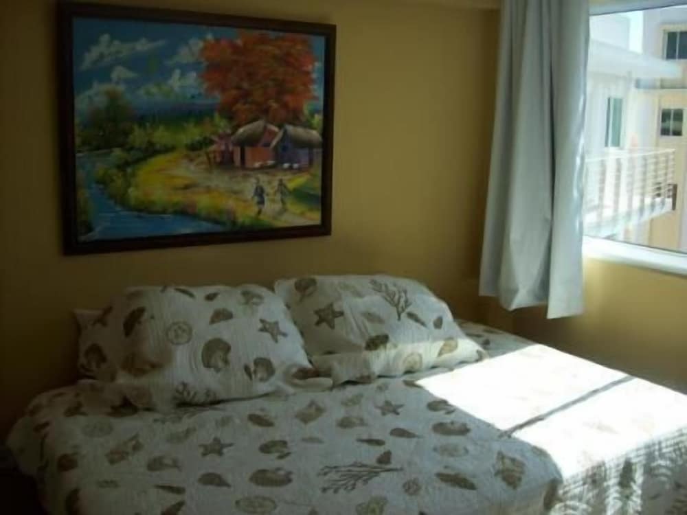 Three Bedroom Penthouse photo 2