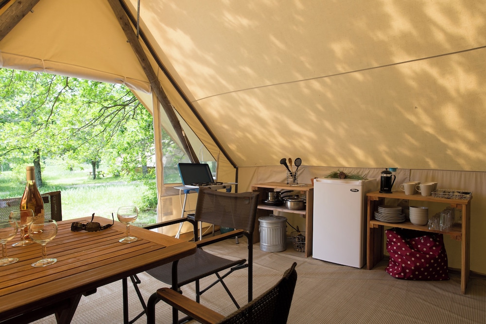 Tent photo 3