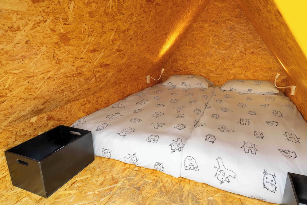 Tent, 1 Double bed (Rooftop Terrace / SHARED bathroom) - Photo 5