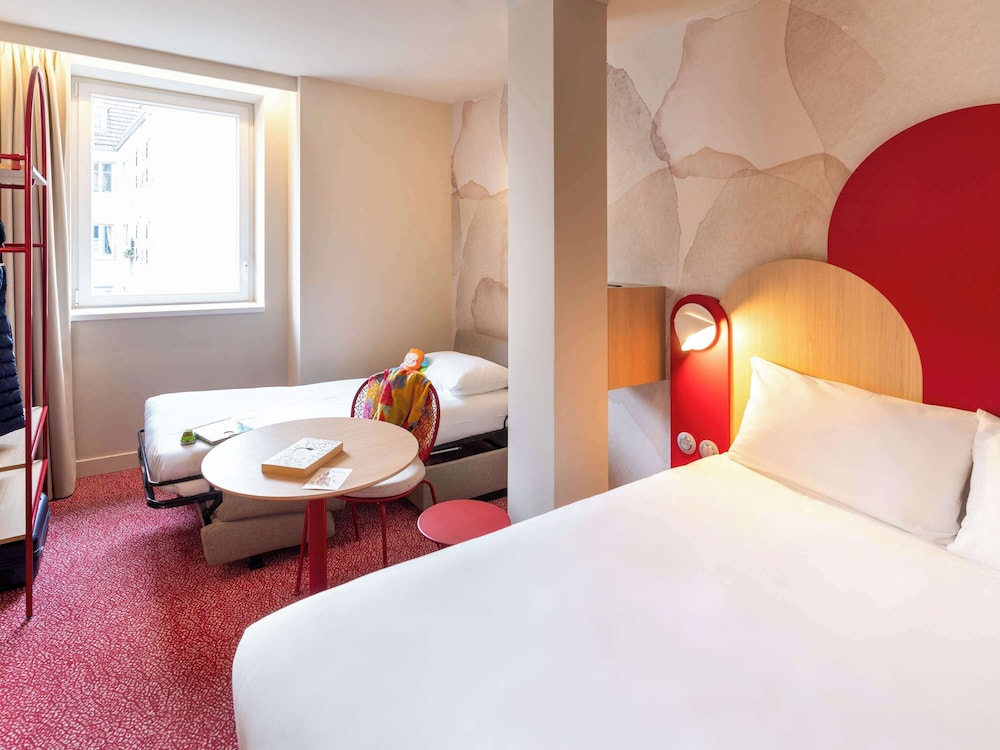 Comfort Room, Multiple Beds