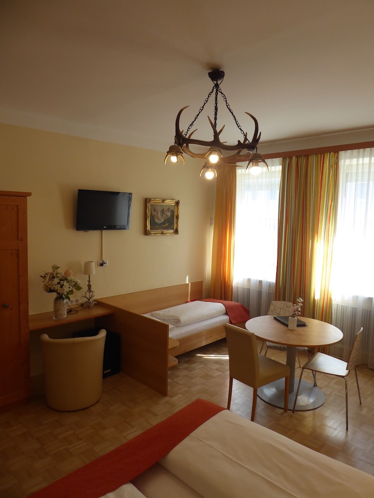 Triple Room - Photo 6
