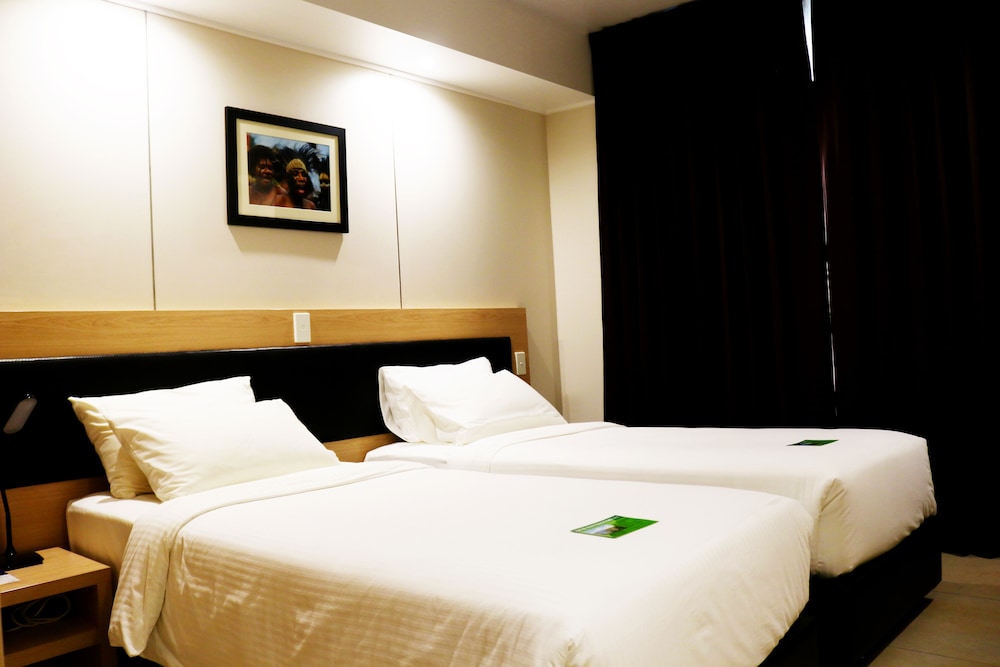 Premier King Room photo 1