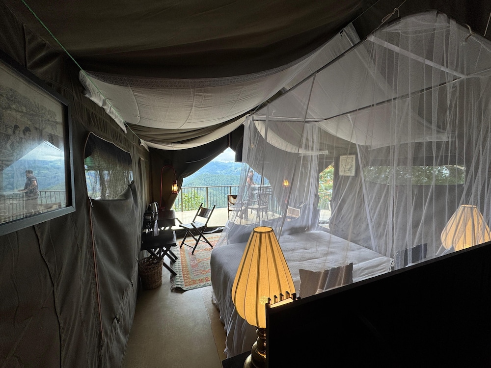 Family Tent, 2 Bedrooms, Mountain View photo 3