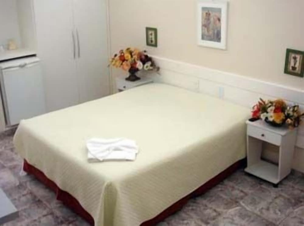 Standard Double or Twin Room photo 1