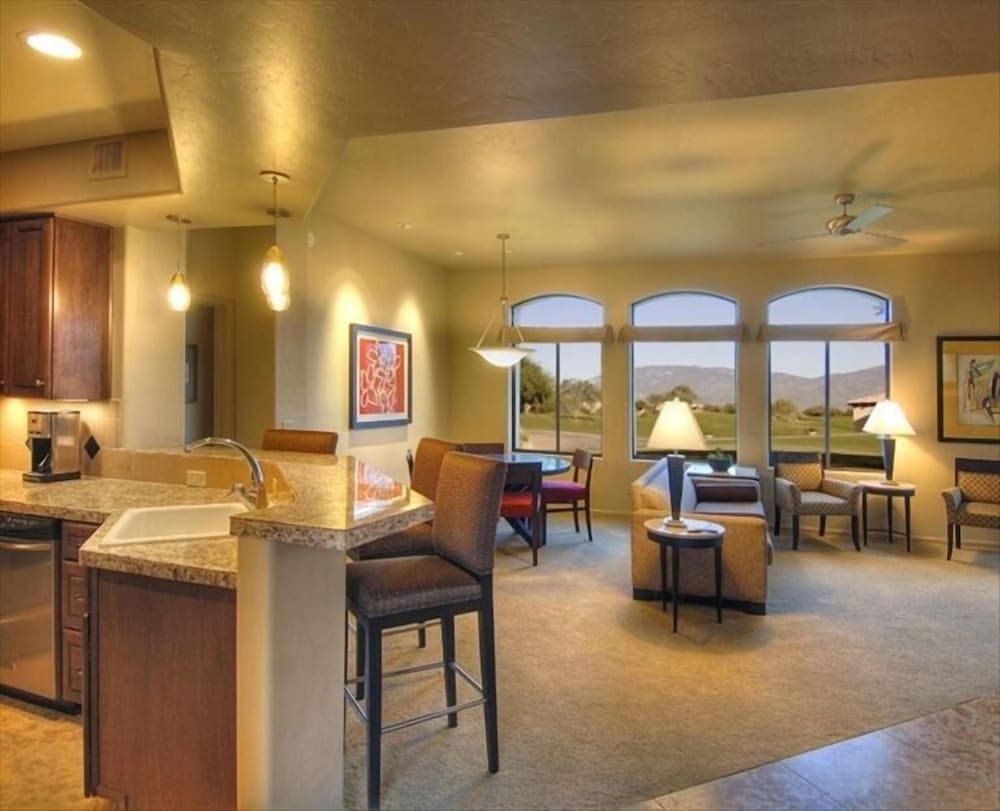 Standard Condo, 2 Bedrooms, Accessible photo 1