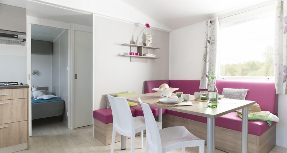 Chalet, 3 Bedrooms (Tamaris XL) photo 2