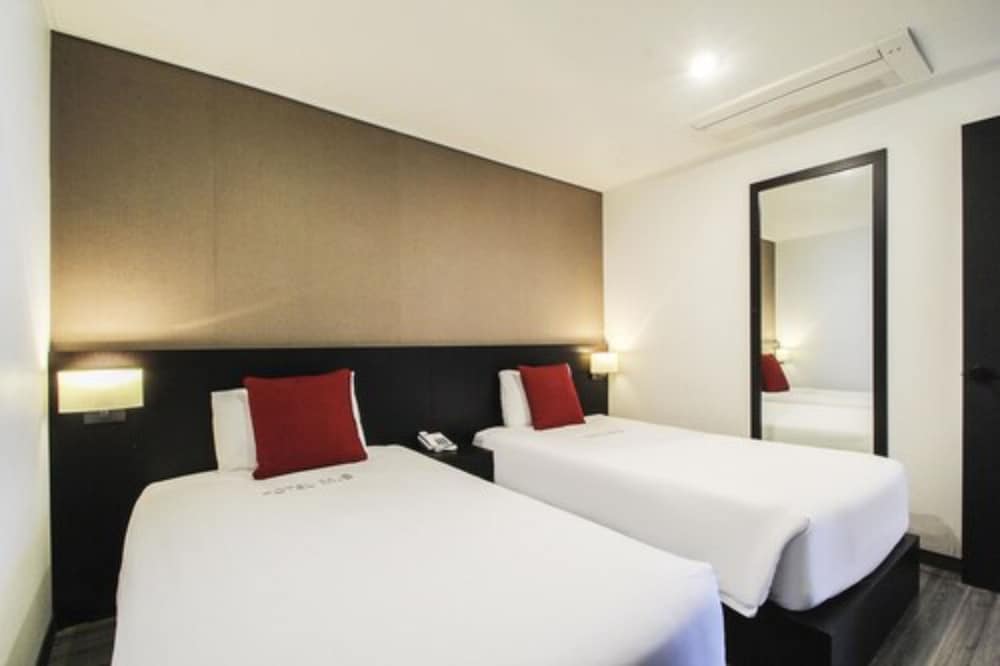 Family Suite with Living Room photo 2