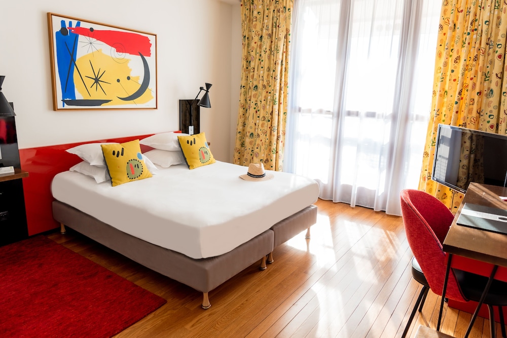 Deluxe Room, Sea View - Photo 1