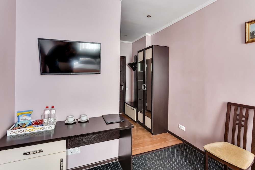 Standard Double Room photo 3