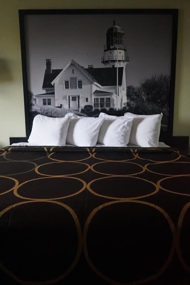 Standard Room, 1 King Bed - Photo 4