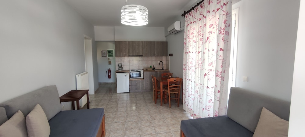 Apartment, 1 Bedroom, Balcony, Sea View photo 2