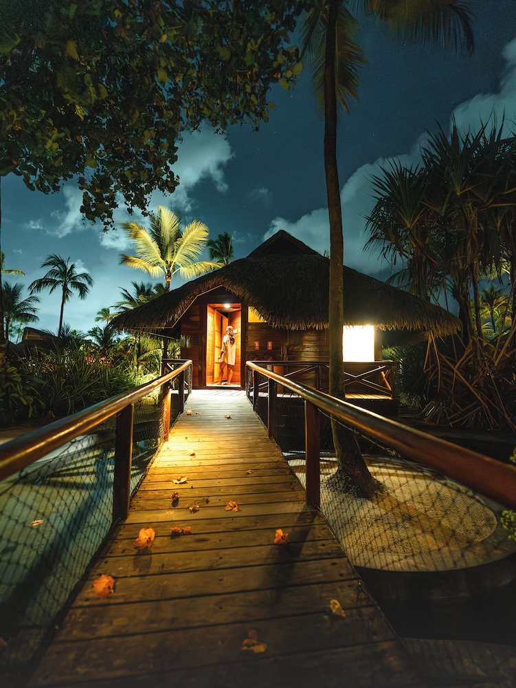 Pool Bungalow photo 2