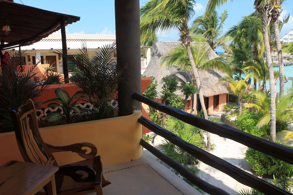 Standard Room, 1 King Bed (maya)