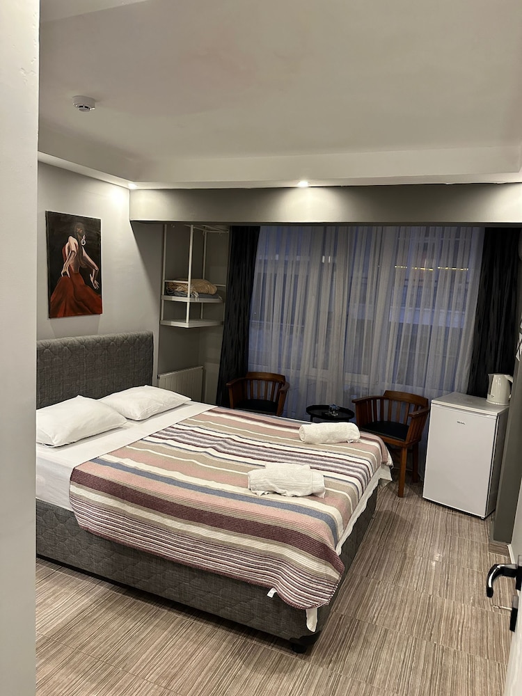 Basic Double Room