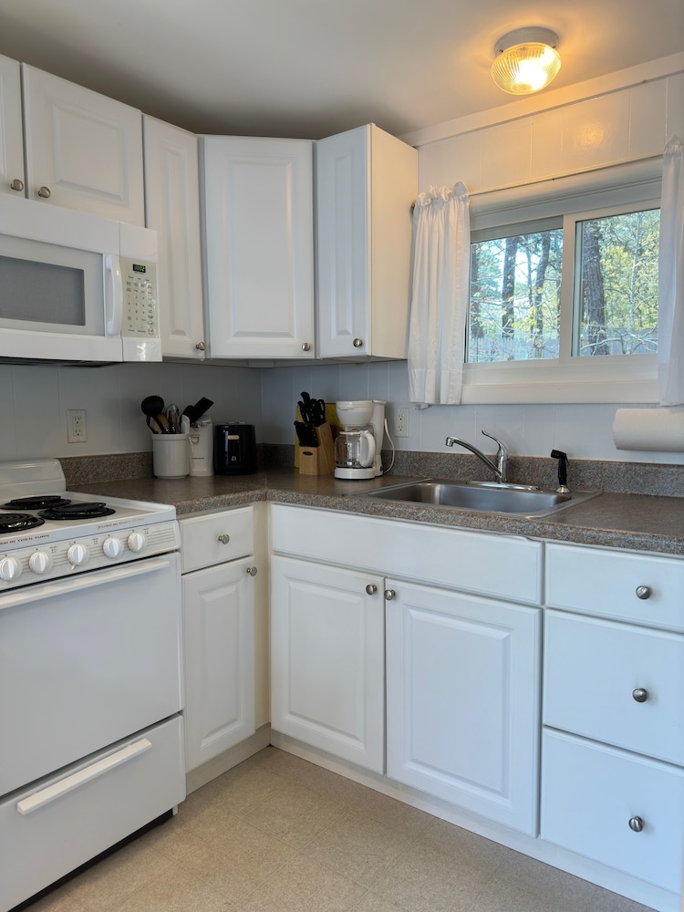 Family Cottage, 3 Bedrooms, Kitchen photo 2