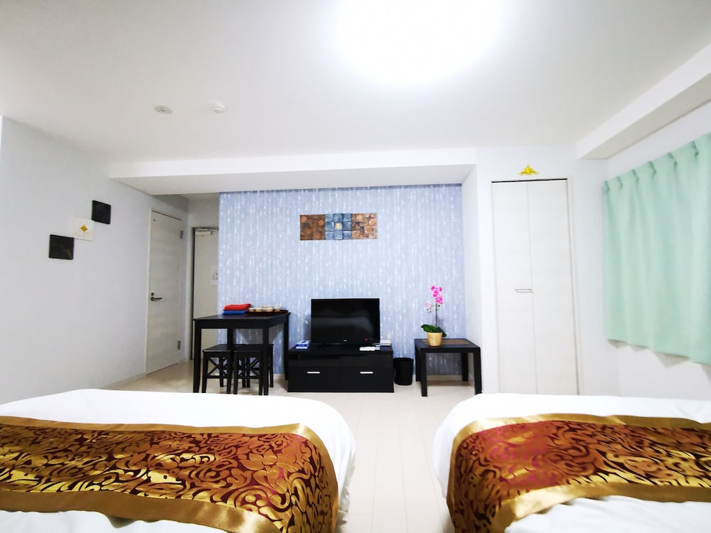 Room (2999) photo 3