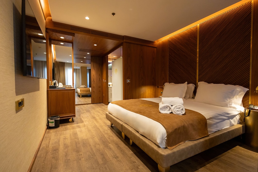 Economy Double Room photo 1