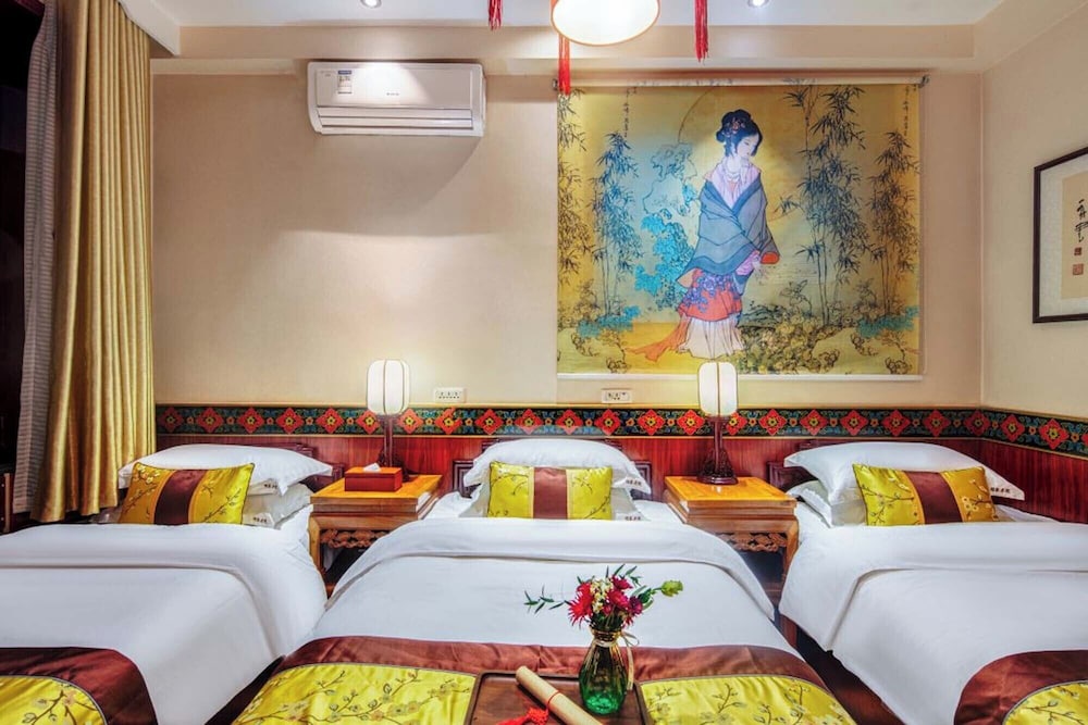 Classic Triple Room, Courtyard View