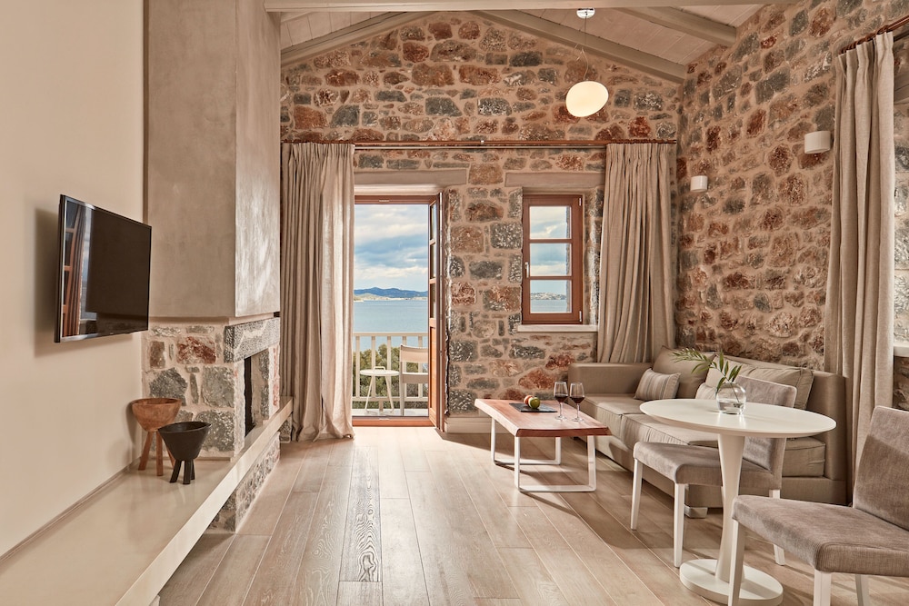 Upbeat One Bedroom Suite Sea View photo 1