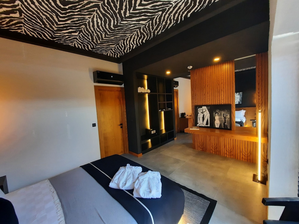 City Studio Suite