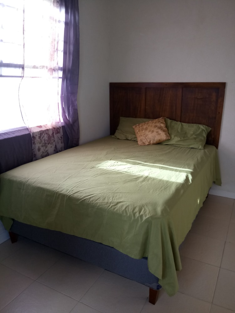 Apartment, 3 Bedrooms, City View (Bedrooms allocated based on occupancy) photo 1