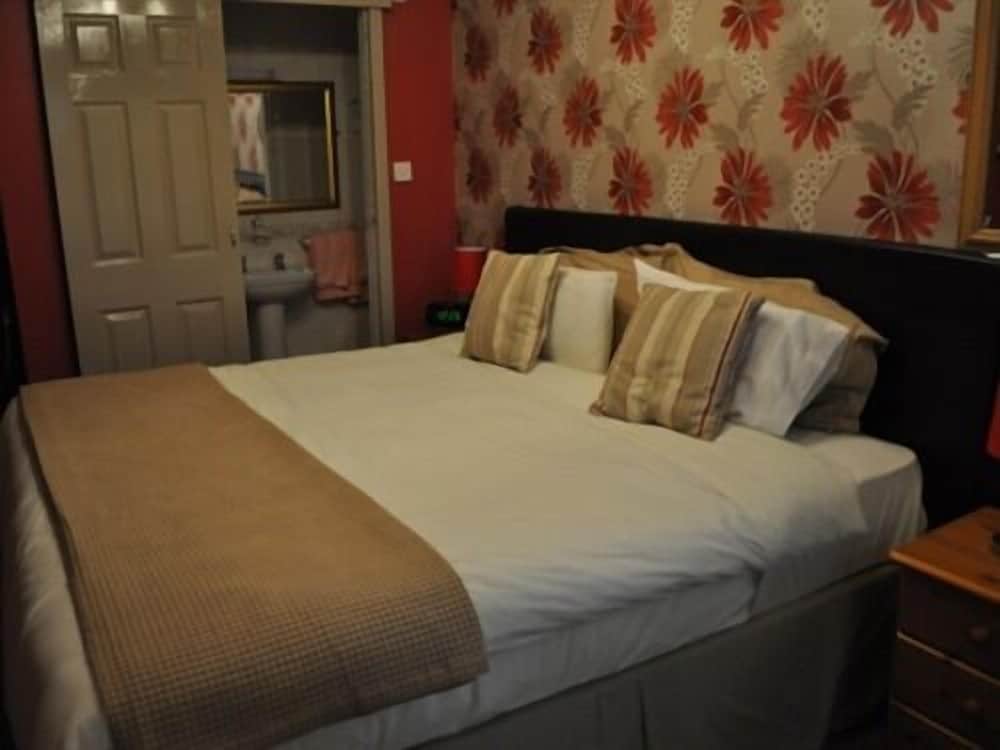 Superior Double Room, Ensuite (Suite) photo 2