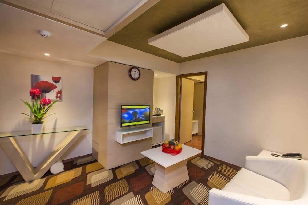 Suite, Non Smoking photo 3