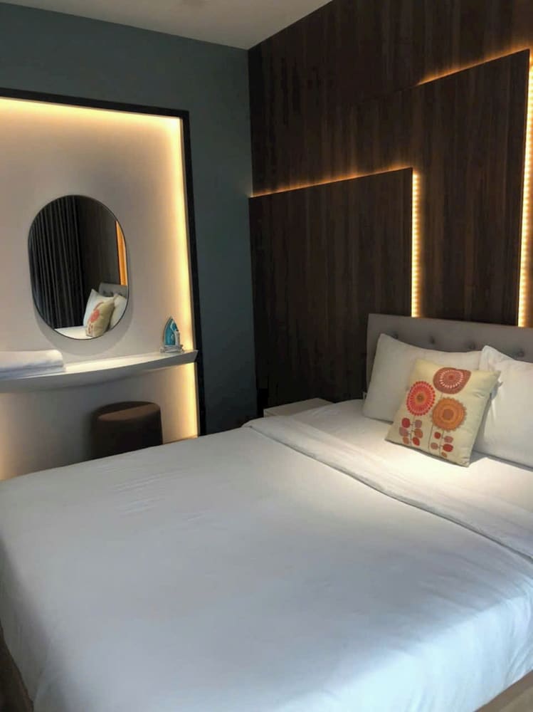 Presidential Suite, 2 Bedrooms, Club Lounge Access, River View