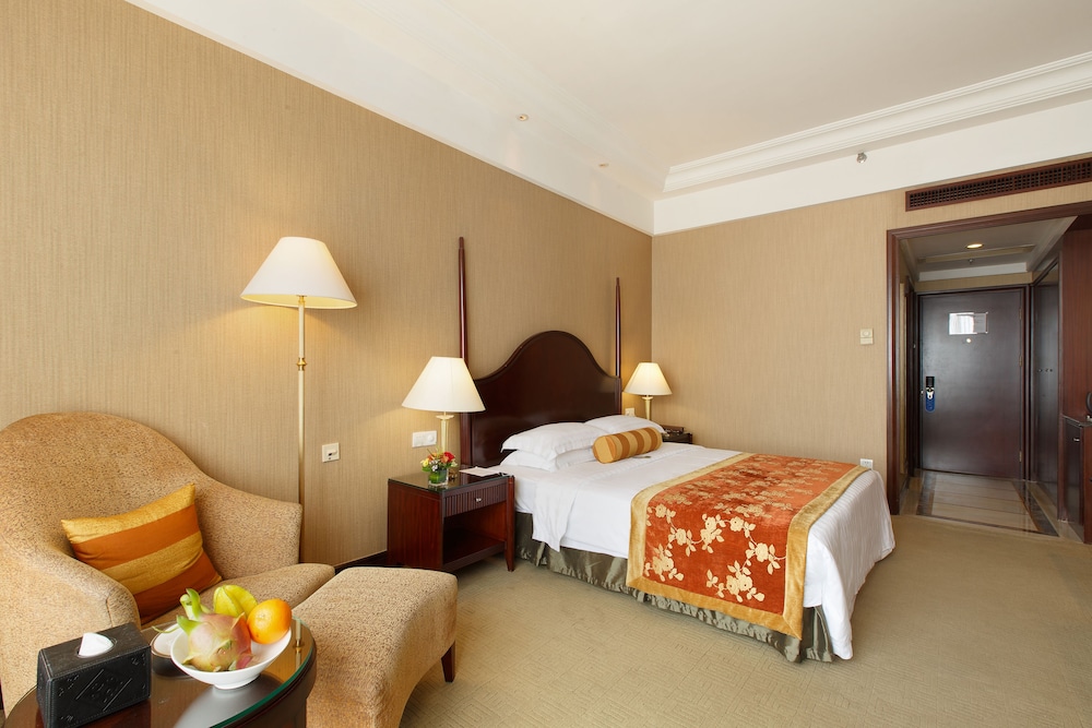 Business King Room photo 2