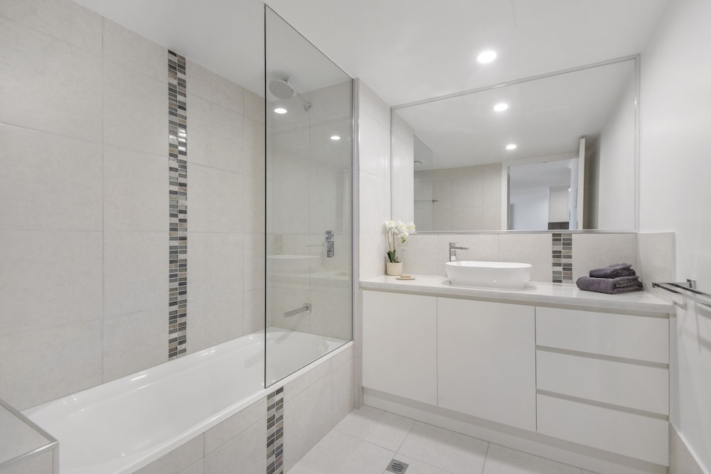 2 Bedrooms Ocean View Level 1
