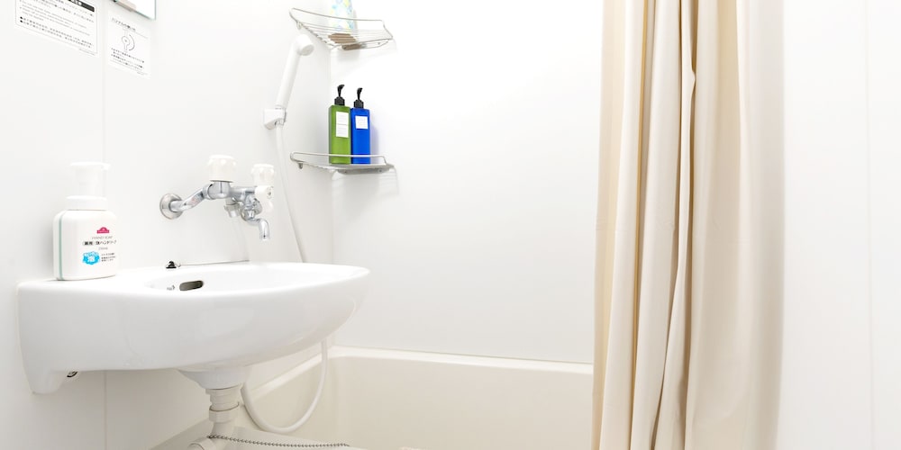 Triple Room with a Bathtub photo 3