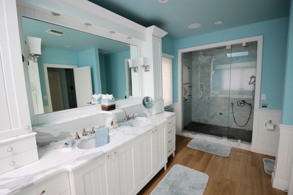 Luxury Villa, 4 Bedrooms, Beach View, Beachside photo 2