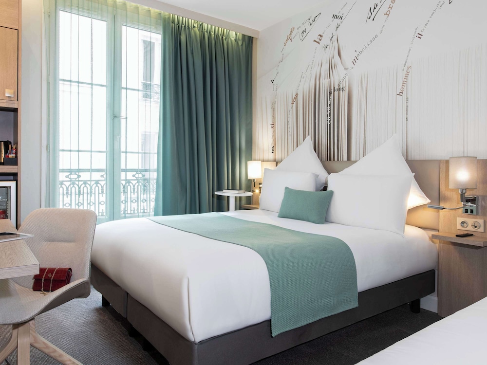 Privilege, Room, 1 Queen Bed