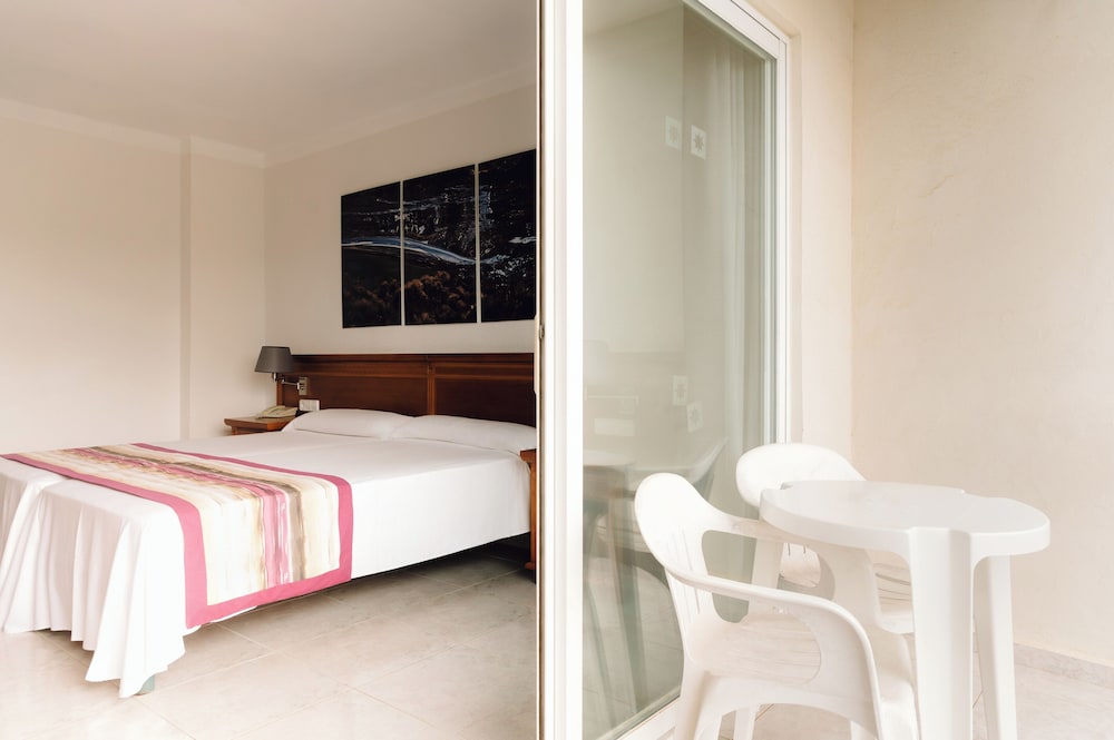 Double Room, Pool View