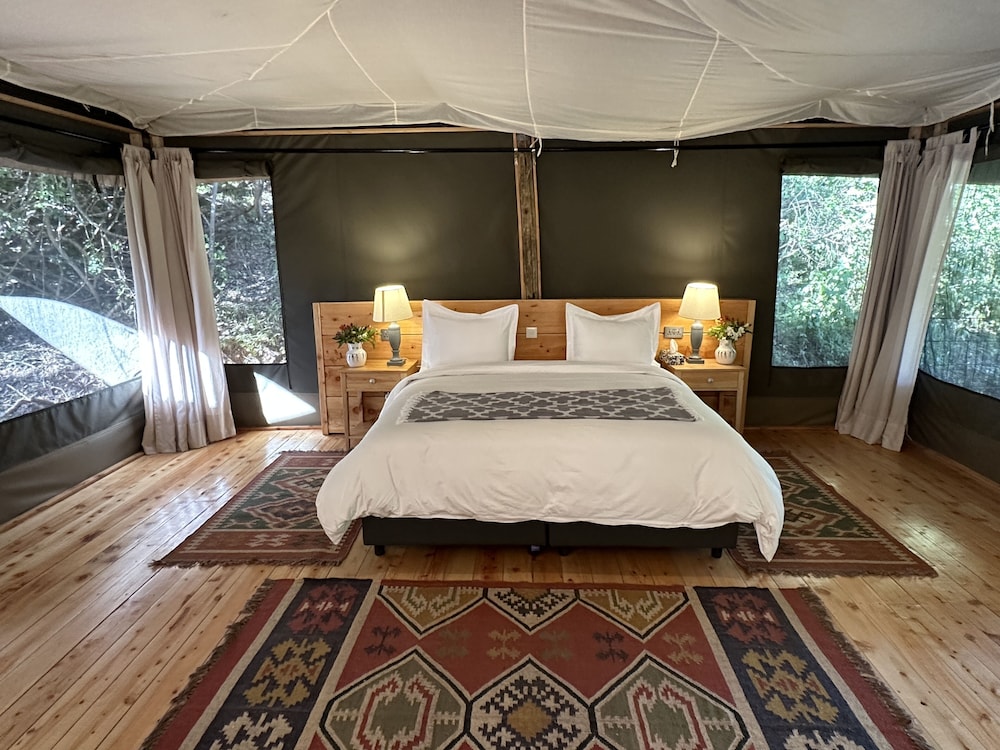 Romantic Tent, 1 Bedroom, Fireplace photo 1