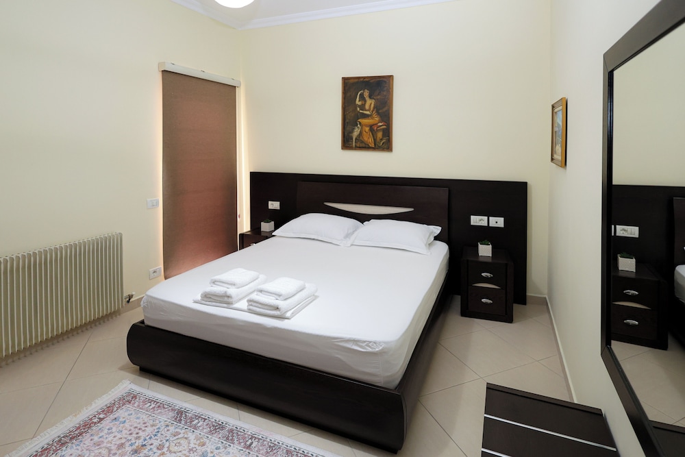 Standard Double Room, 1 Double Bed, Balcony, Garden View
