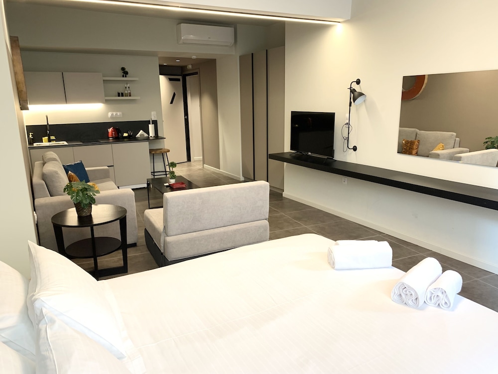 Deluxe Quadruple Room photo 1