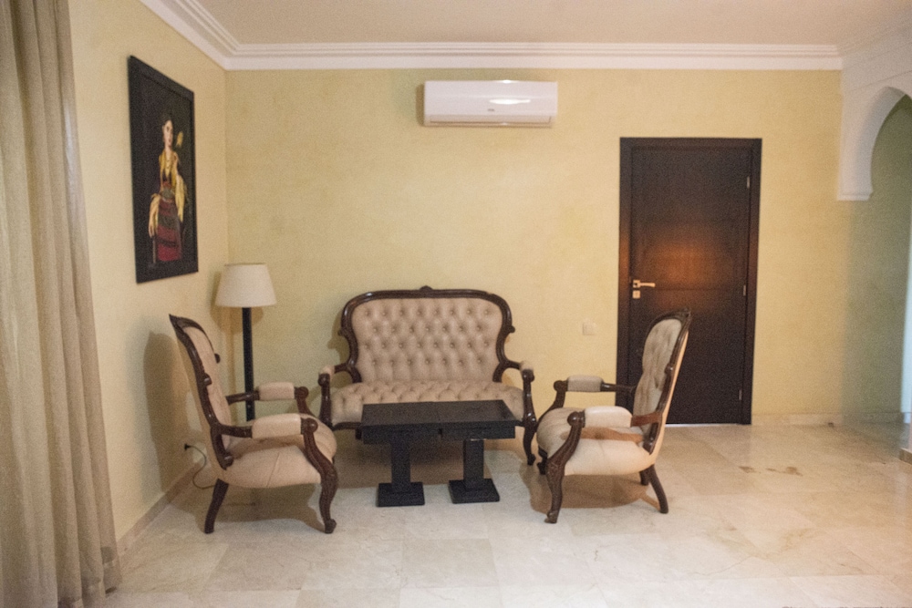 Deluxe Double Room, 1 Queen Bed, Balcony, Pool View photo 1