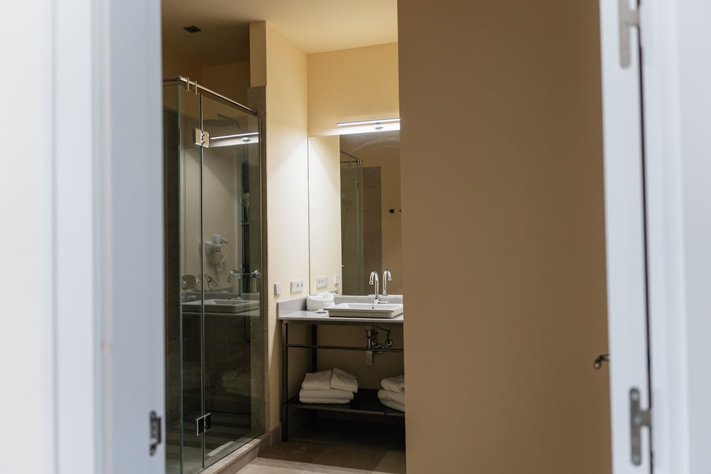 Family Studio Suite - Photo 28