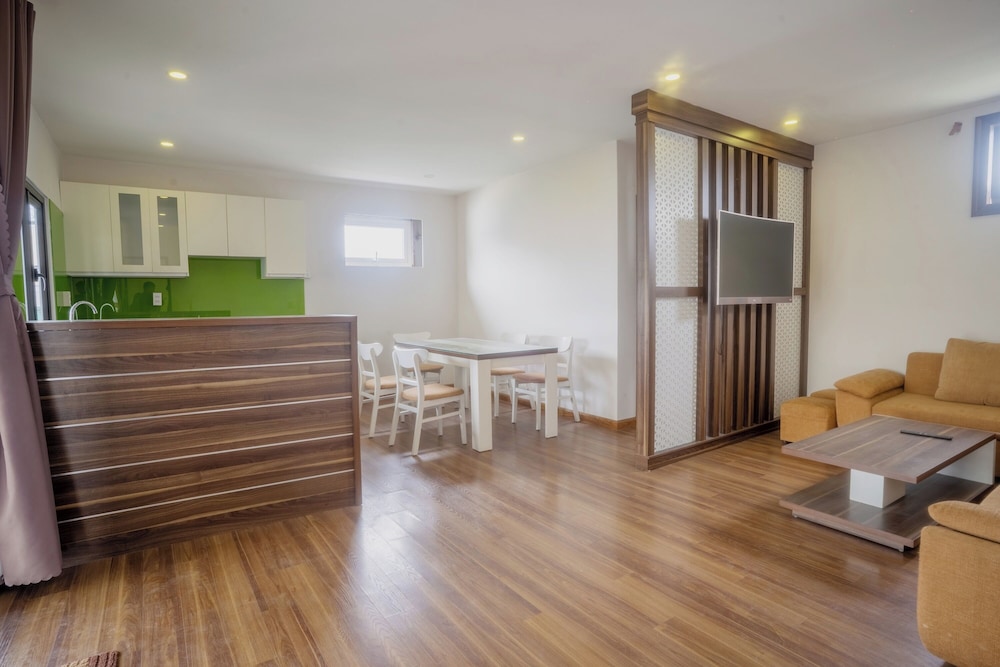 Deluxe Room - Photo 5