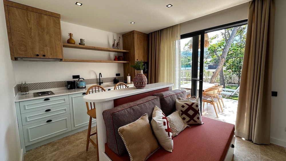 Villa, 1 Double Bed With Sofa Bed, Bathtub, Mountain View photo 3