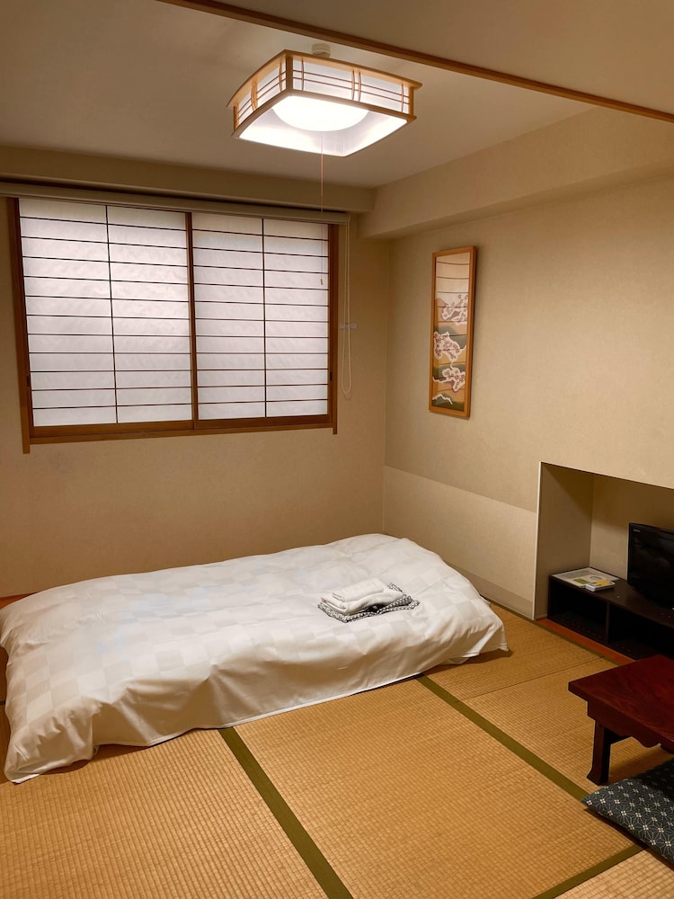 Japanese Style Standard Twin Room, Non-Smoking photo 3