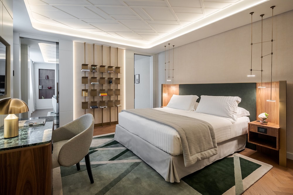 Brera Presidential Suite- Kids & Teens Free
