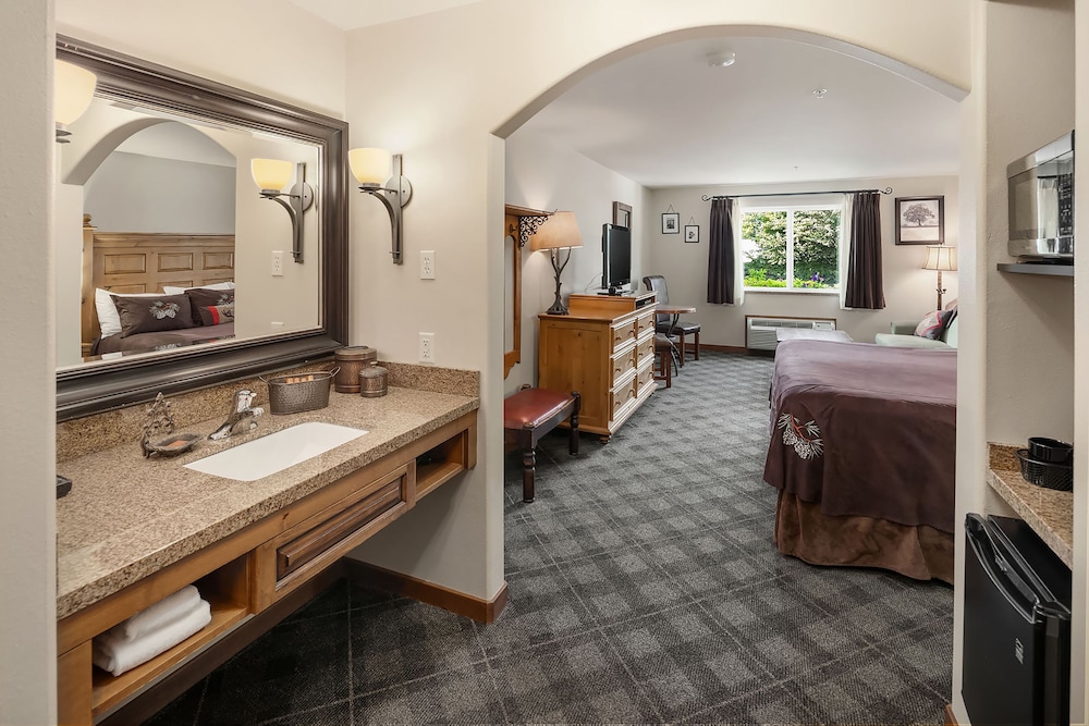 Room, 2 Queen Beds (Hearing Impaired) photo 3