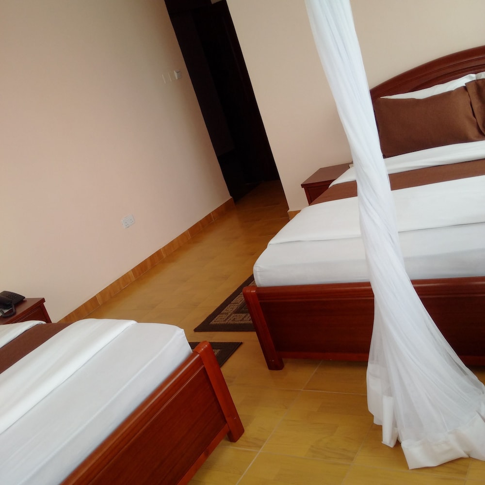 Comfort Twin Room photo 3